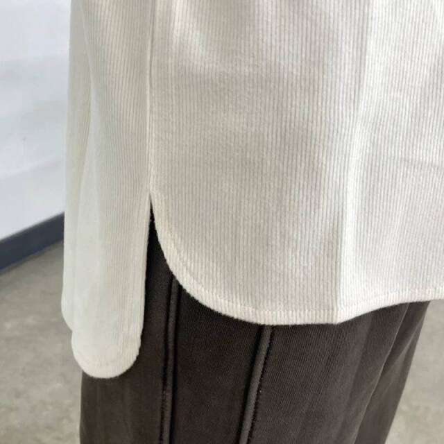 指ぬき袖切替ロンT