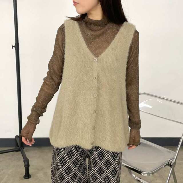 フェザーヤーンベスト