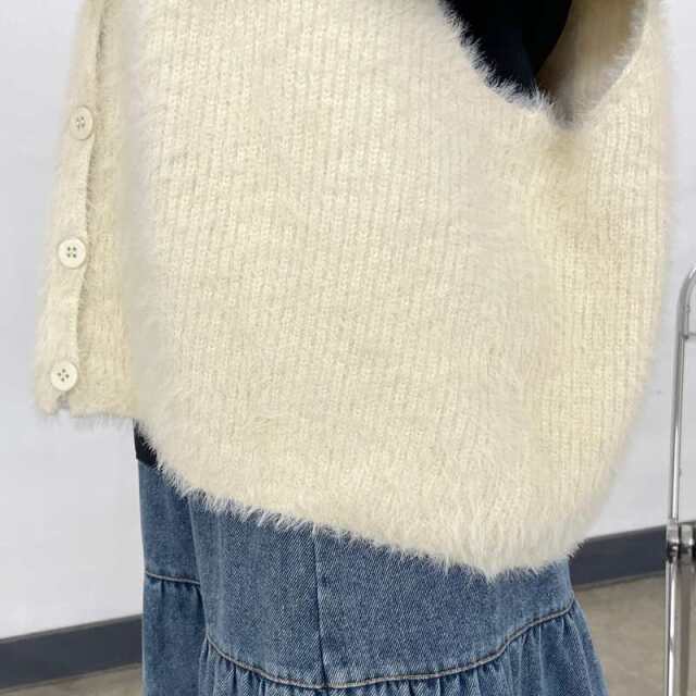 フェザーヤーンベスト