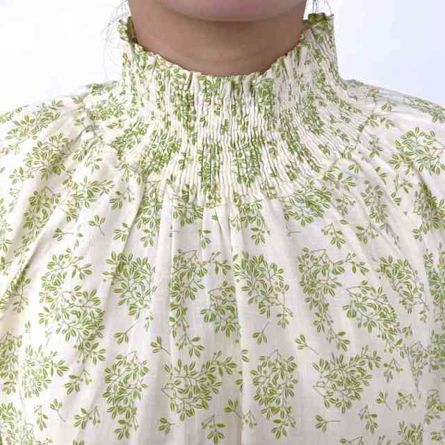 柄スモッキングプルオーバー