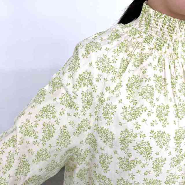 柄スモッキングプルオーバー