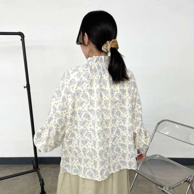 柄スモッキングプルオーバー