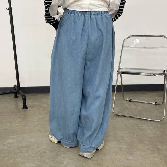 デニム裾ドロストイージーパンツ