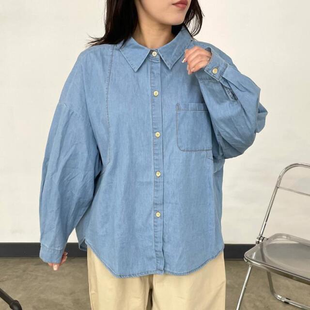 デニムシャツ