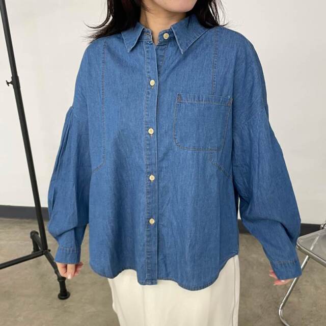 デニムシャツ