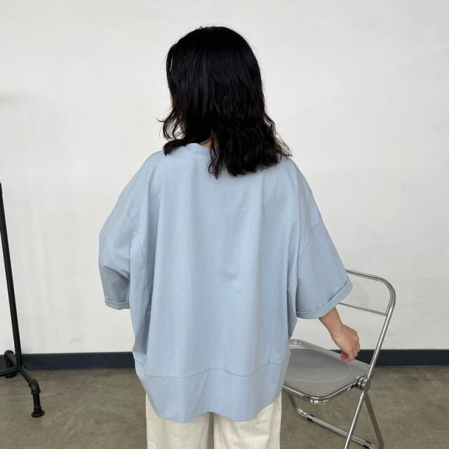 エンボスロゴ切替ビッグプルオーバー