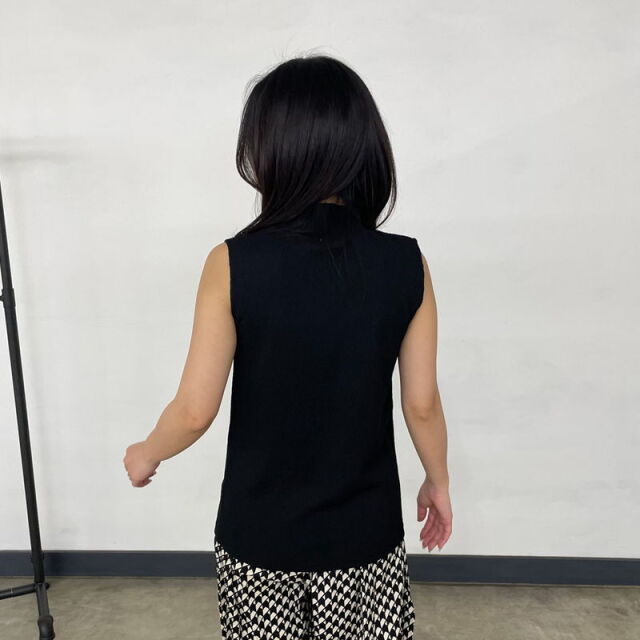 楊柳スモッキングタンクトップ