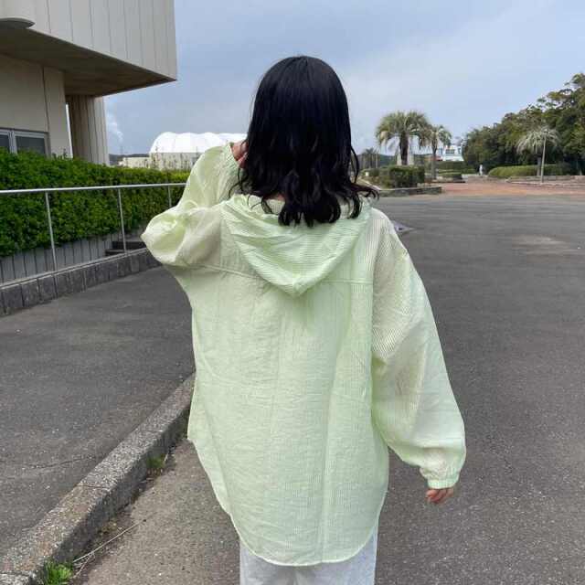 シアーストライプフードシャツ