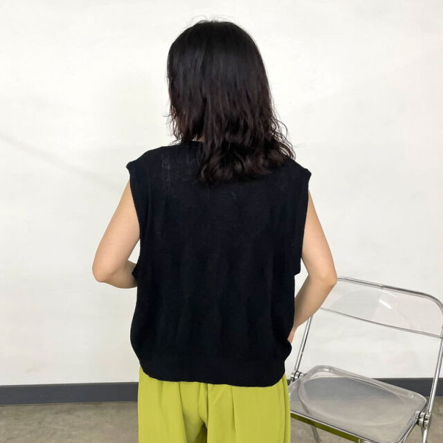 柄編みベスト