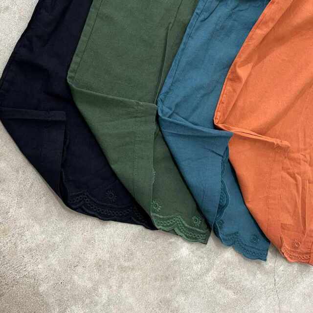 裾スカラップ刺繍綿麻ワイドパンツ