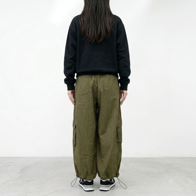 薄ツイルワイドカーゴパンツ