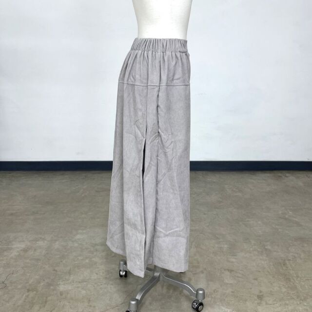 コーデュロイスカーチョ