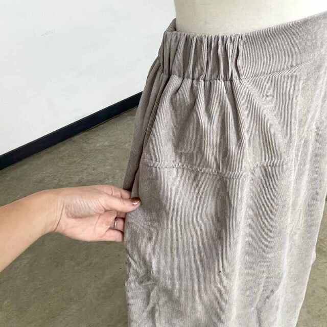 コーデュロイスカーチョ