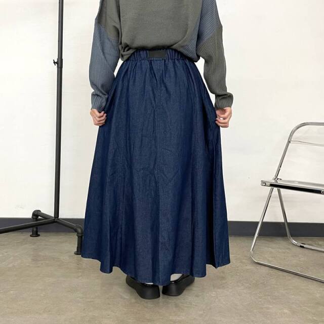 ベルトフレアスカート