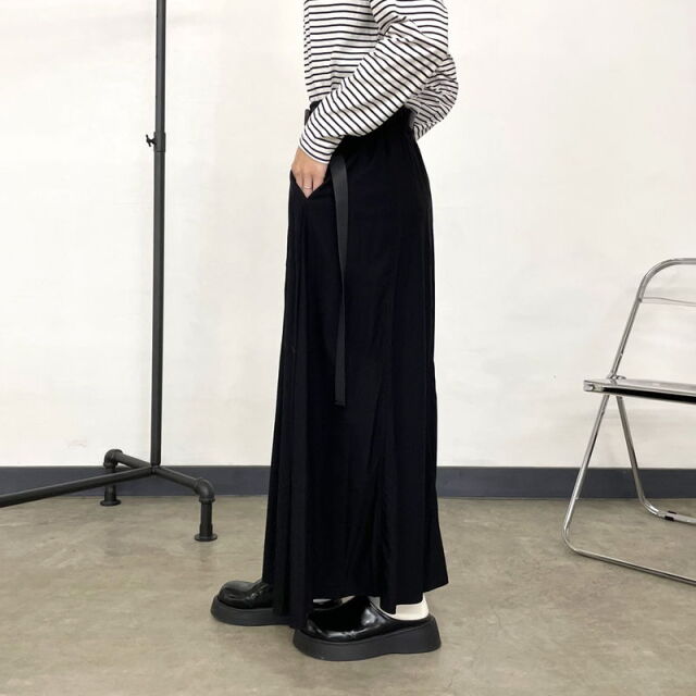 ベルトフレアスカート