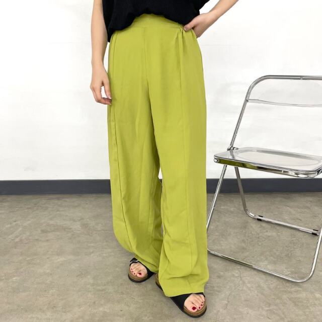 サイドタックイージーパンツ