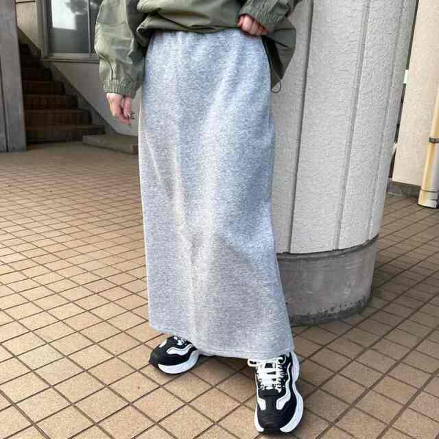 ポンチIラインスカート