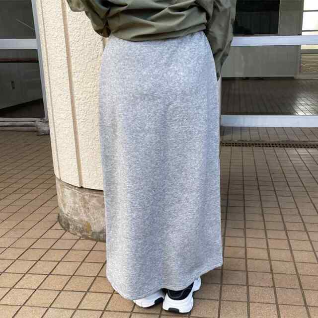 ポンチIラインスカート