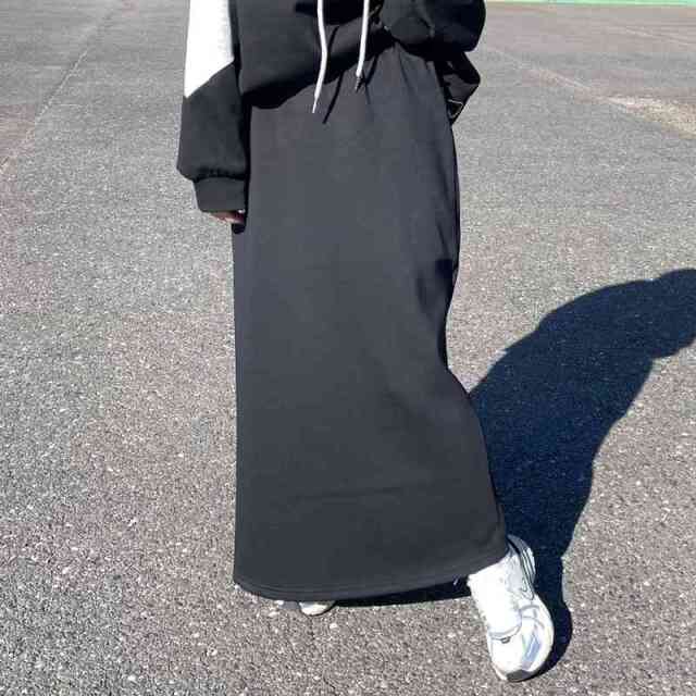 ポンチIラインスカート