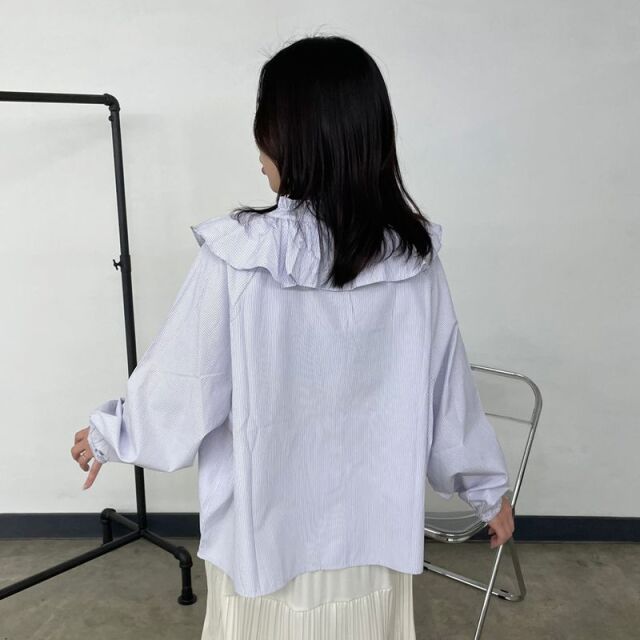 ストライプ襟フリルブラウス