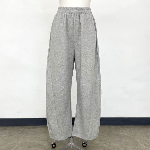 カットカーブパンツ