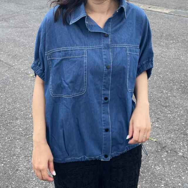 デニムシャツ