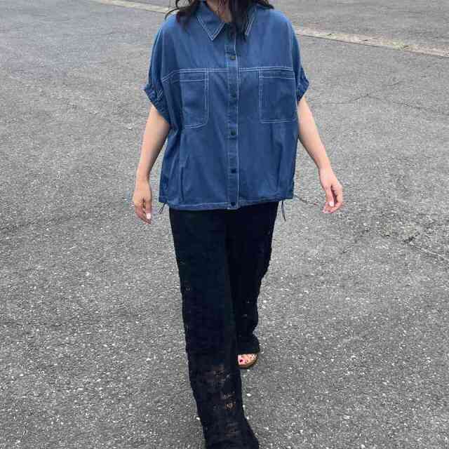 デニムシャツ