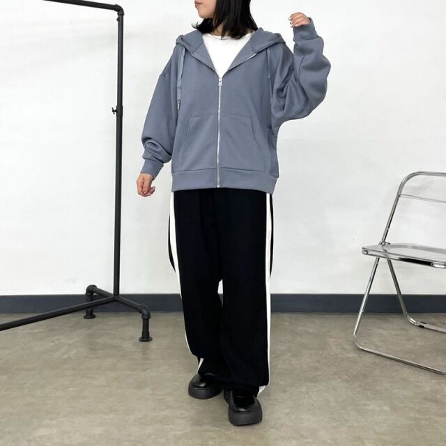 ダンボールドルマンZIPパーカー