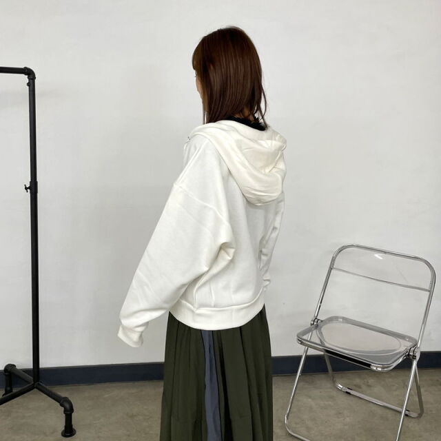 ダンボールドルマンZIPパーカー