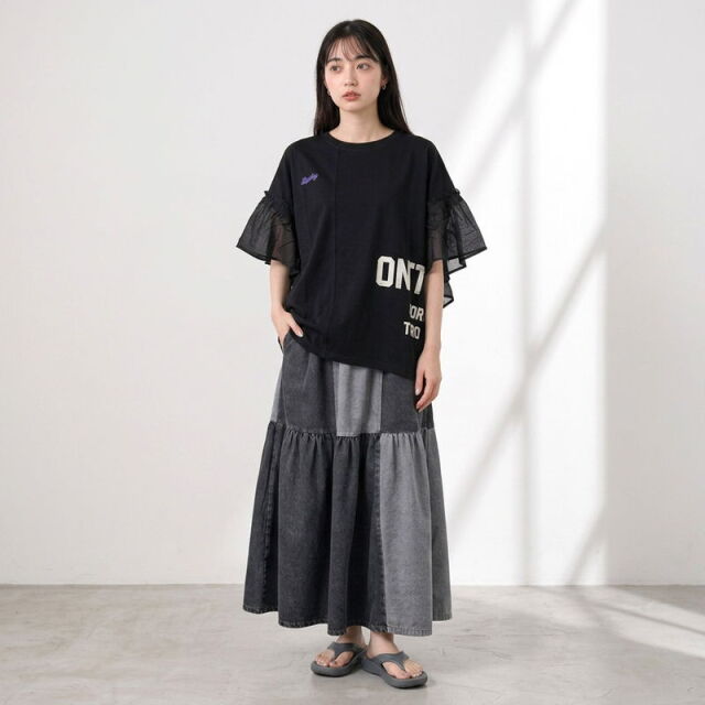 接触冷感袖フリルロゴプルオーバー