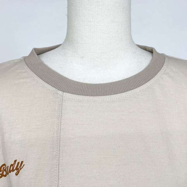 接触冷感袖フリルロゴプルオーバー