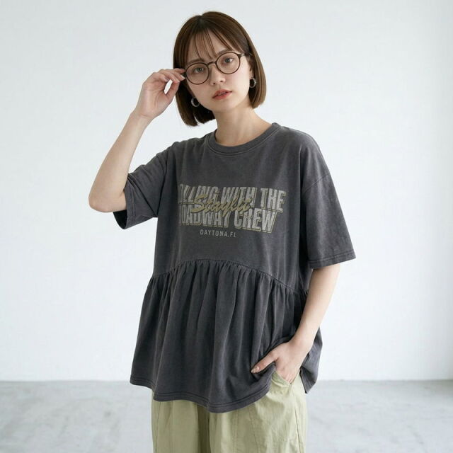 ピグメントフリルロゴプルオーバー
