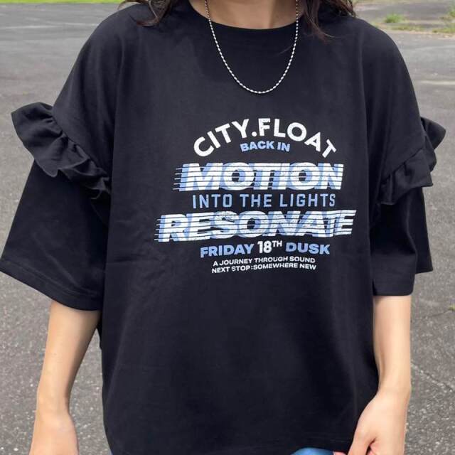 袖フリルプリントTシャツ