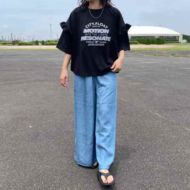 袖フリルプリントTシャツ