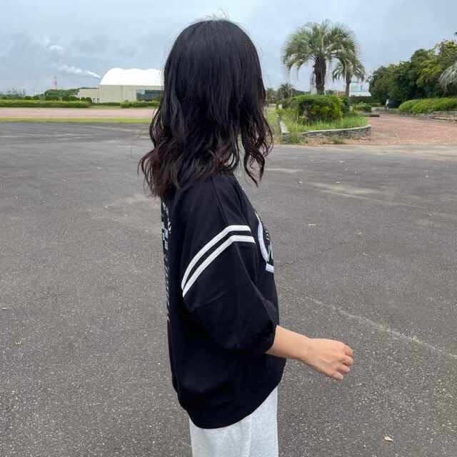 袖ラインプリントプルオーバー