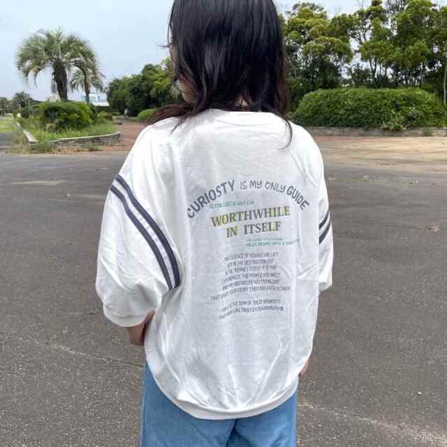 袖ラインプリントプルオーバー