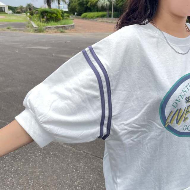 袖ラインプリントプルオーバー