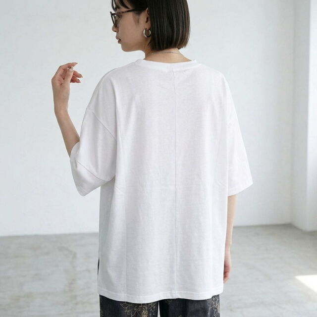 刺繍プルオーバー