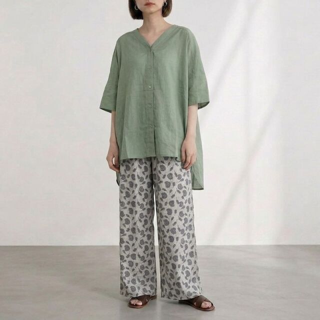 Vネックボイルシャツ