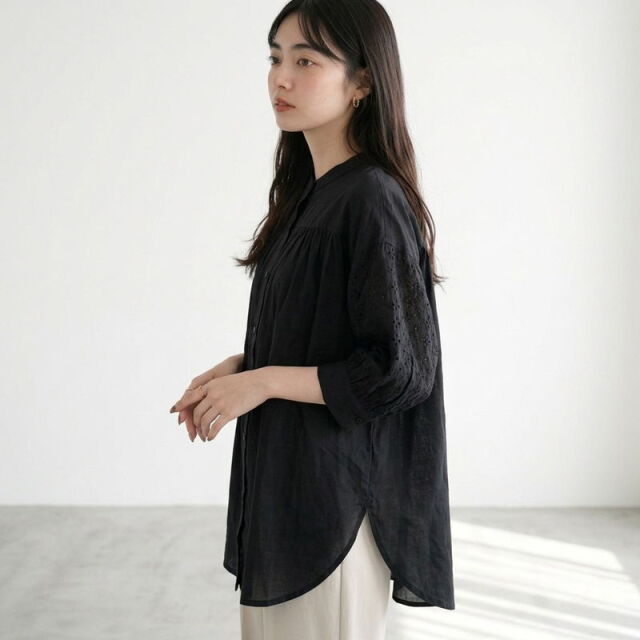 シャーリング刺繍ブラウス