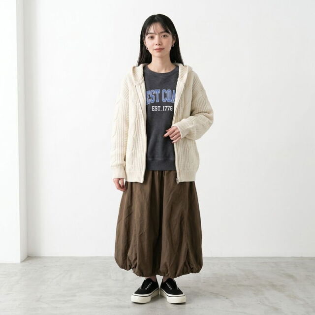 ケーブルジップパーカー
