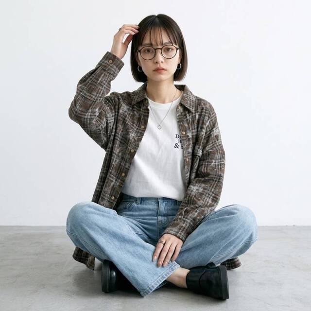 バックロゴロンT