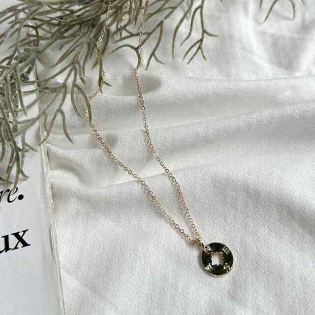 コンパスモチーフネックレス