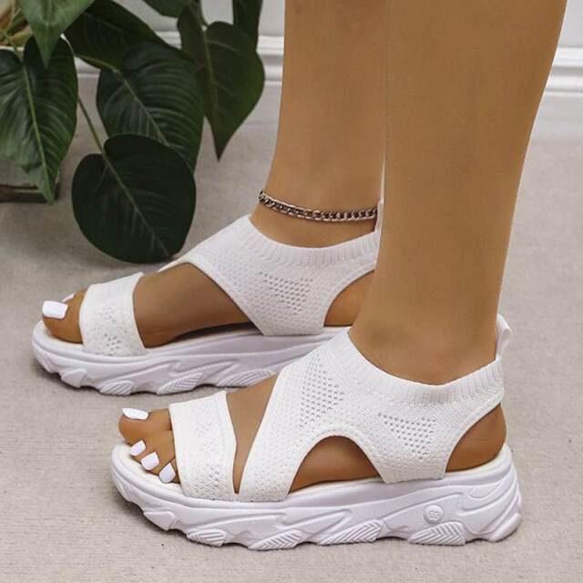 ★WEB限定★メッシュスポーツサンダル