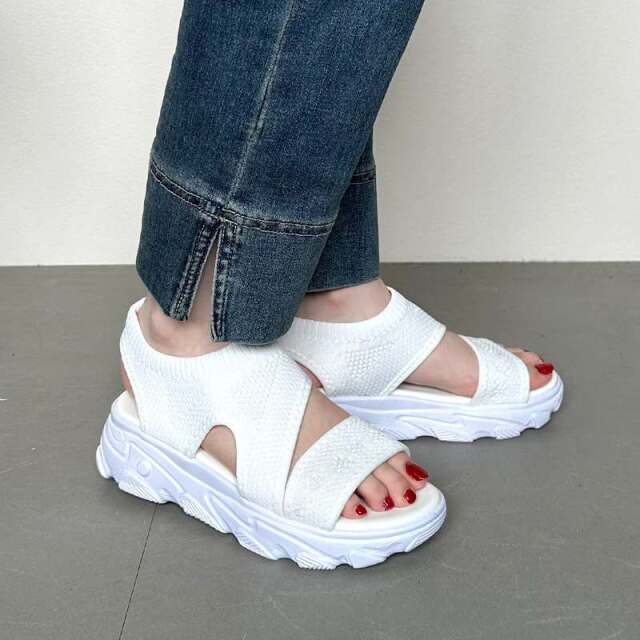 ★WEB限定★メッシュスポーツサンダル