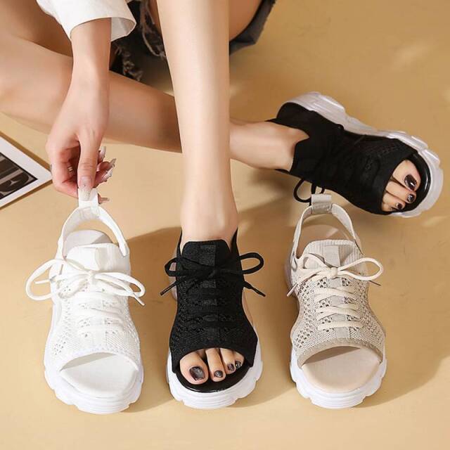 ★WEB限定★レースアップメッシュスポーツサンダル