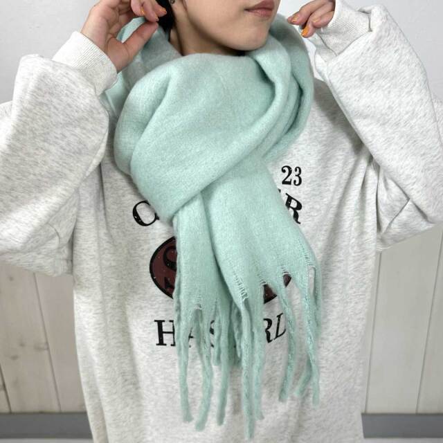 バルキーフリンジマフラー