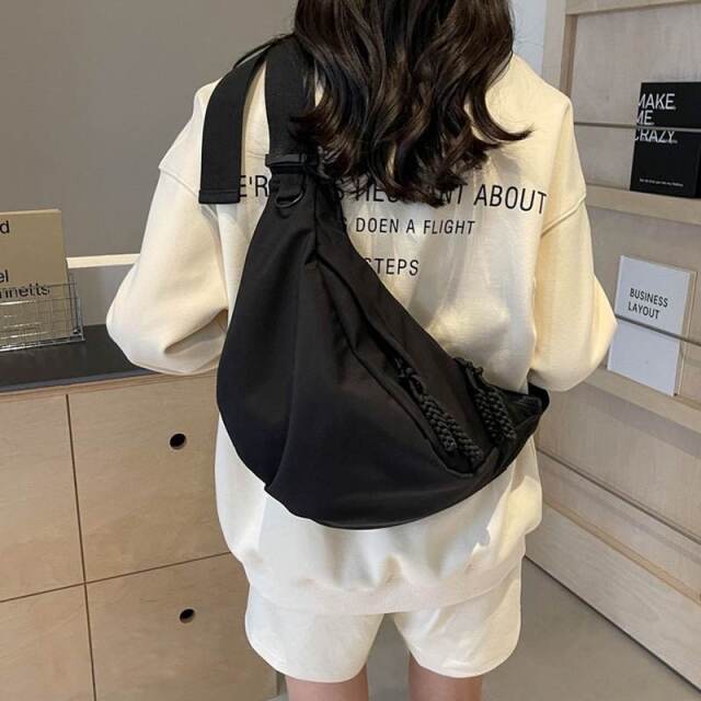撥水ショルダーバッグ