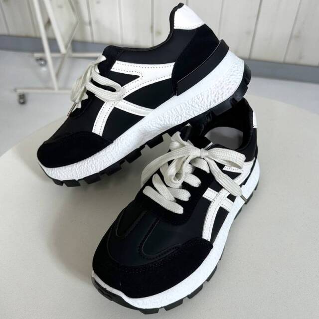 CRB ラインスニーカー|TiMTiMオンラインストア|レディースアパレル通販