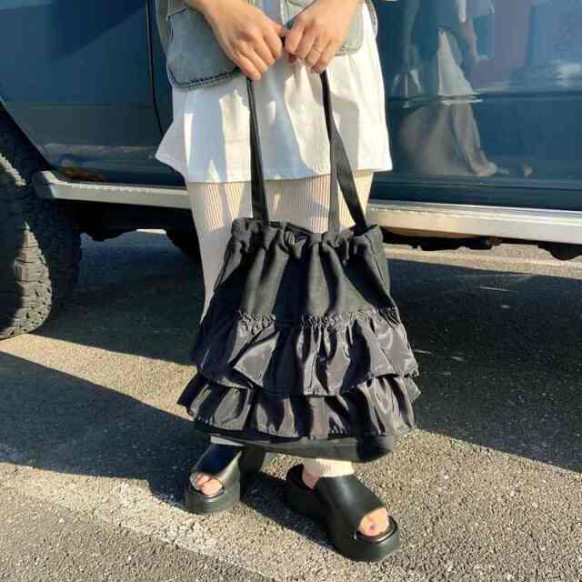 フリルトートバッグ